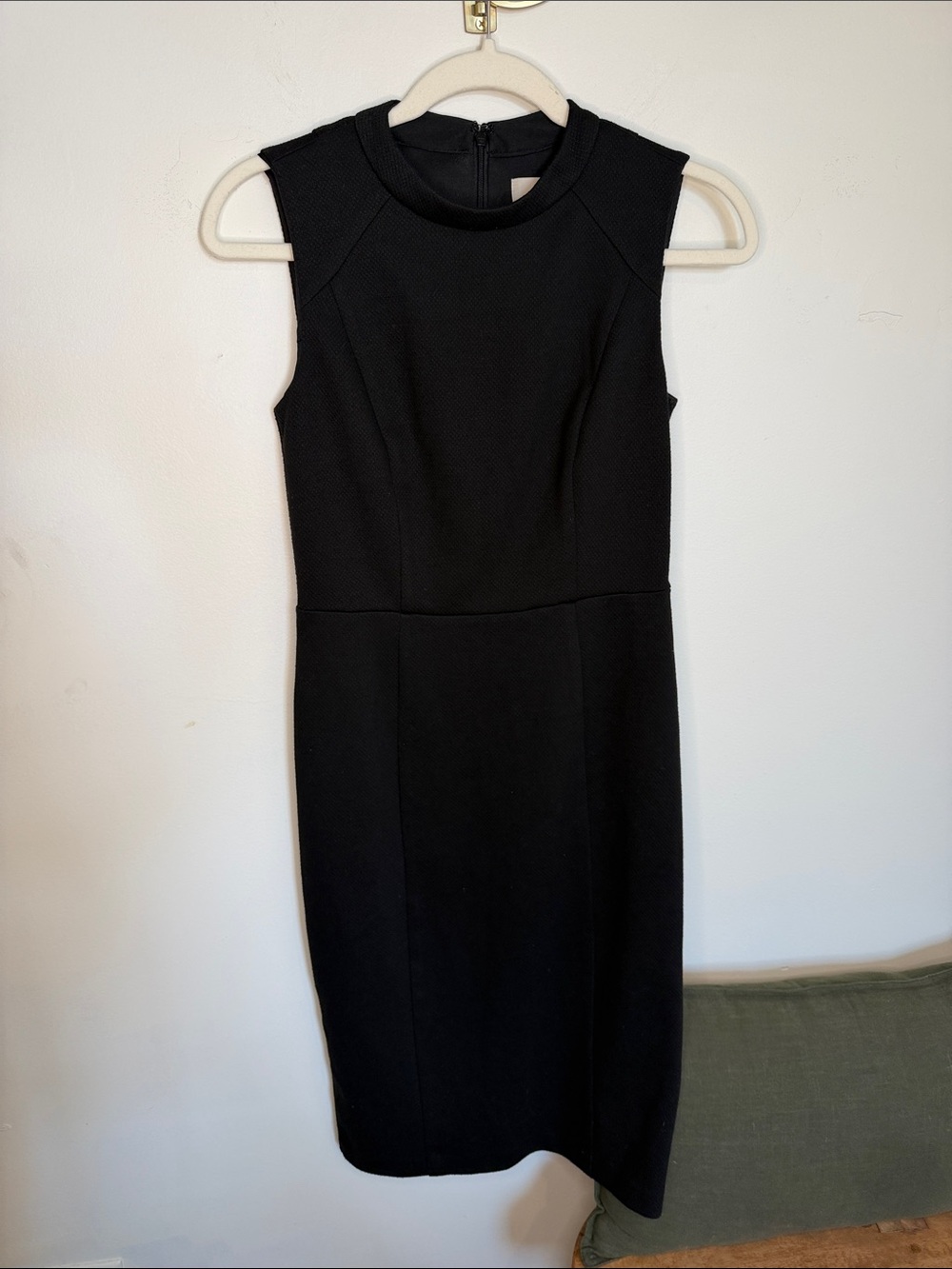 LOFT Black Sleeveless Midi Sheath Dress size 0